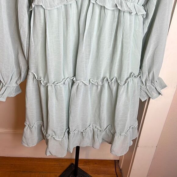 She + Sky Women's Chiffon Ruffle Tiered Maternity Dress Mint Green Size Large - Picture 4 of 9
